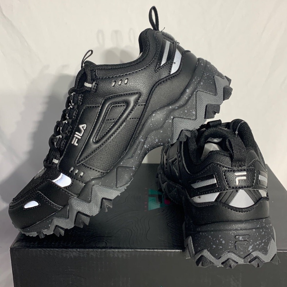 Fila Oakmont Trail Black 3mm Reflective Shoes New Womans 7.5 - Picture 5 of 6